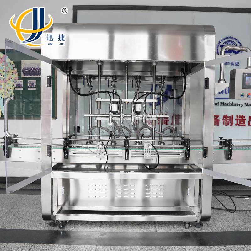 世界那么大，來看看迅捷機(jī)械的潤滑油灌裝機(jī)